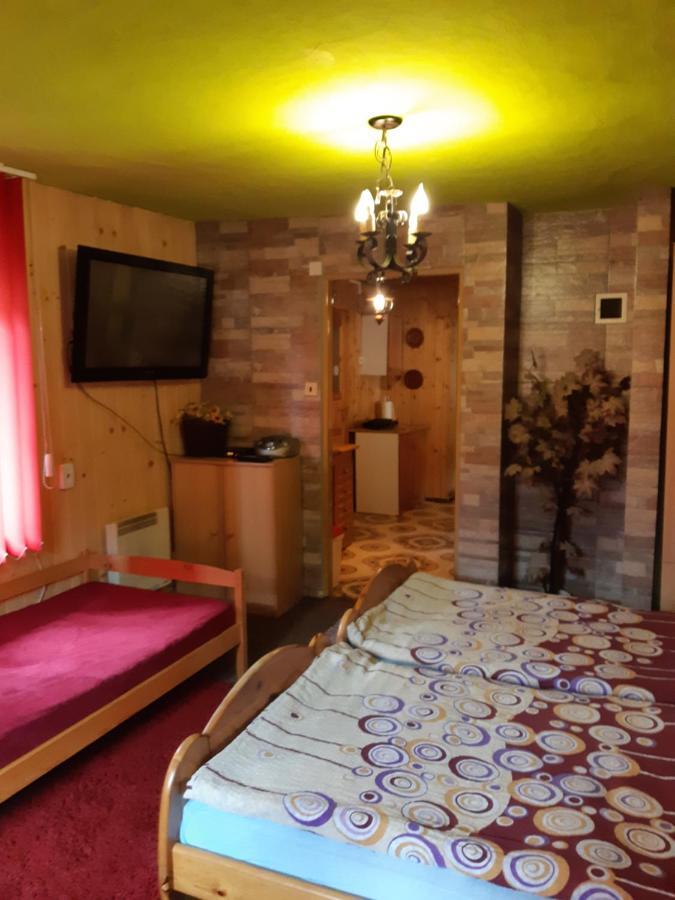 Appartement Drevenica Talia à Liptovský Mikuláš Extérieur photo